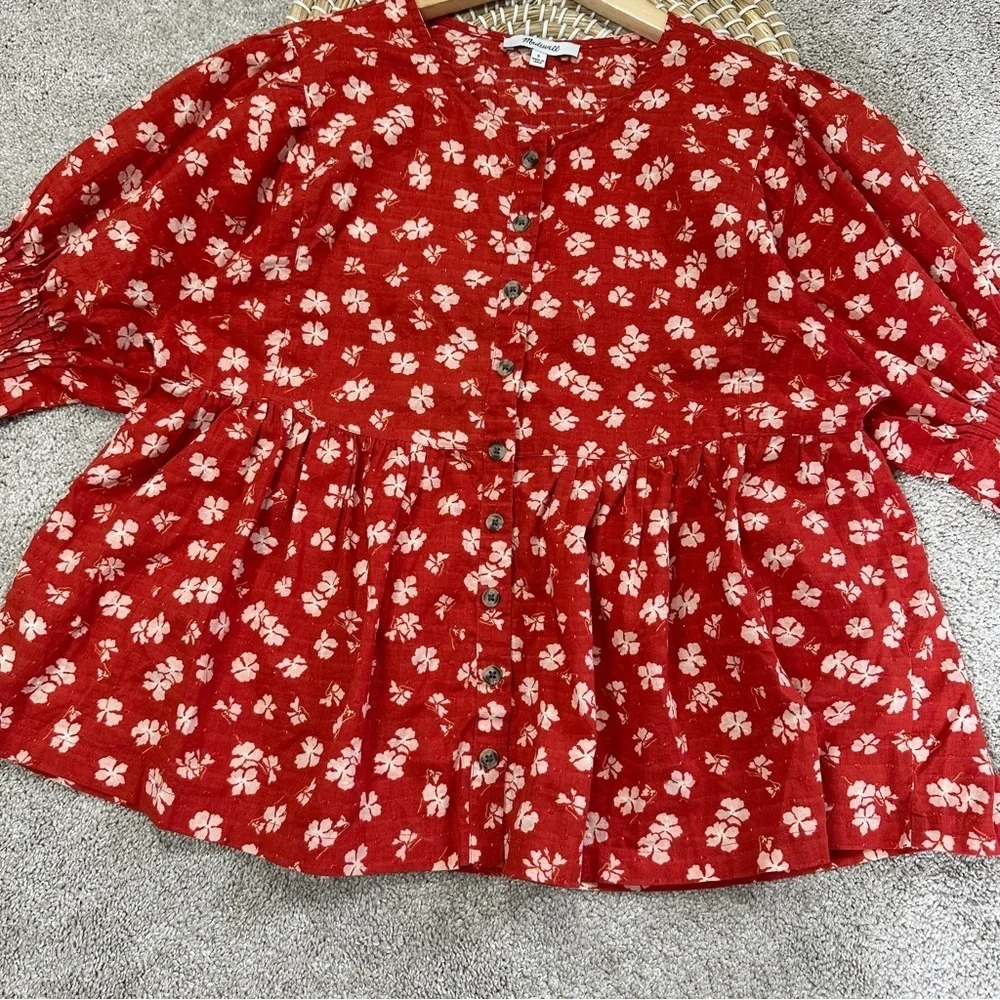 Madewell Puff-Sleeve Button-Front Top in Swiss Dot Happy Aloha Thai Chili Size S